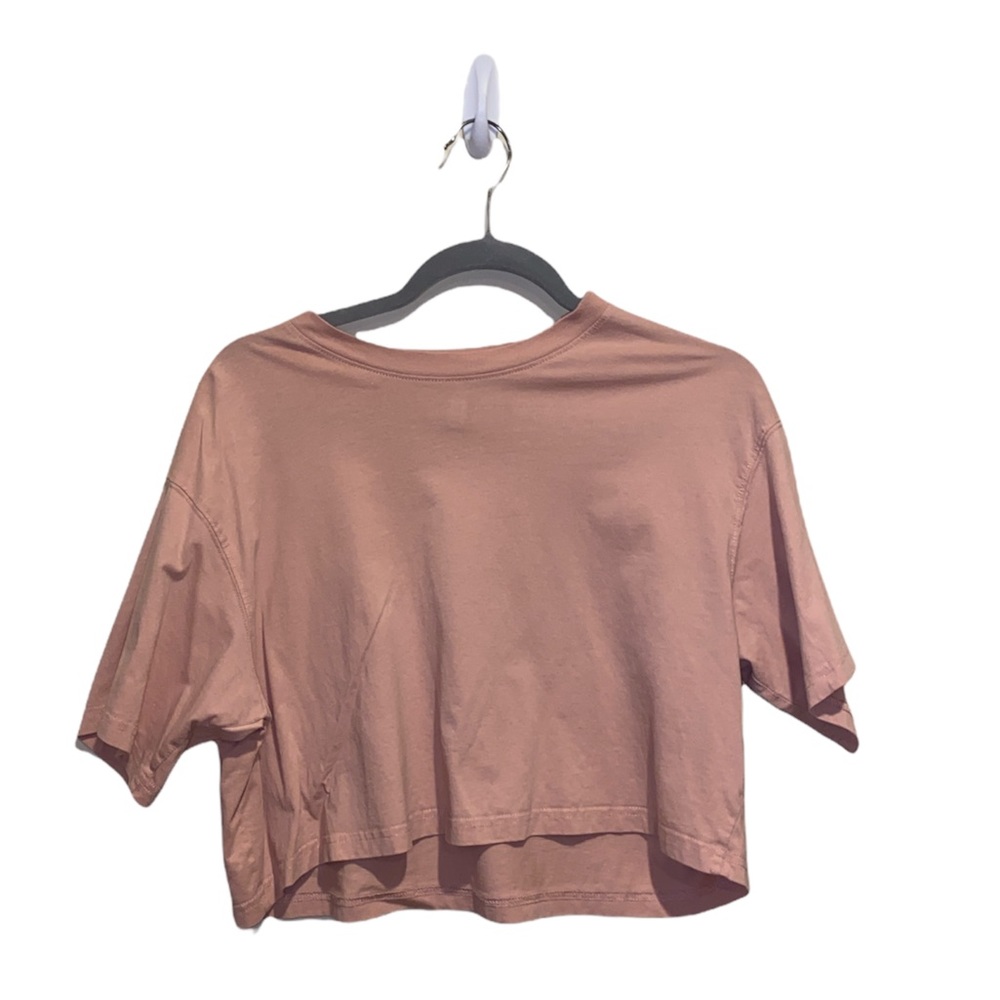 [Divided] Light Pink Crop Top